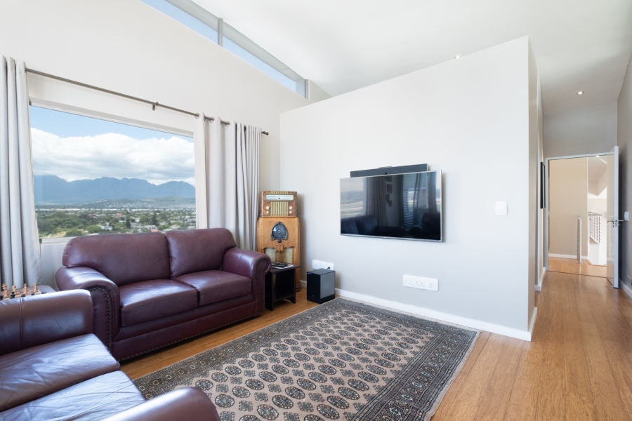 3 Bedroom Property for Sale in Strand North Western Cape